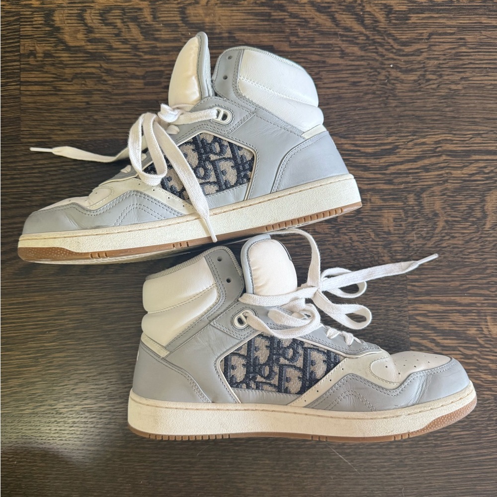 Lightly worn mens Dior sneakers size 41 (US 8)